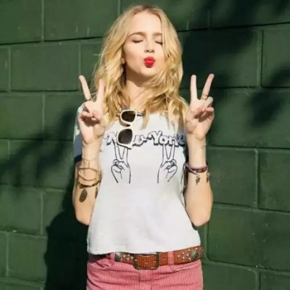 ad335142d1274cbe92d3f7f97beb9d61 - Picture 1 of 1